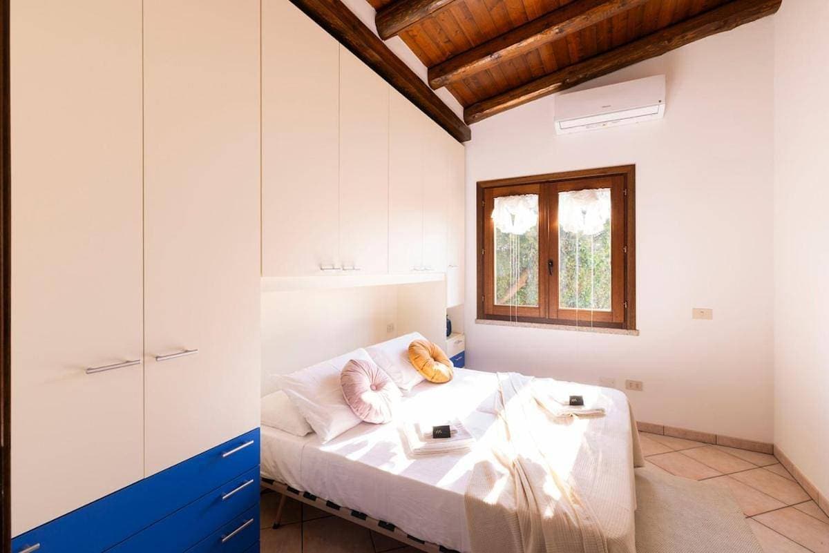 Foto 5 von 39: Two-Bedroom Apartment
