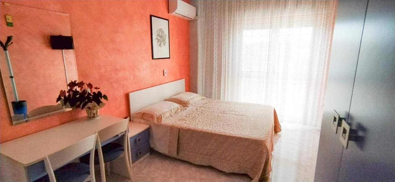 Foto 13 von 25: Double Room with Private External Bathroom