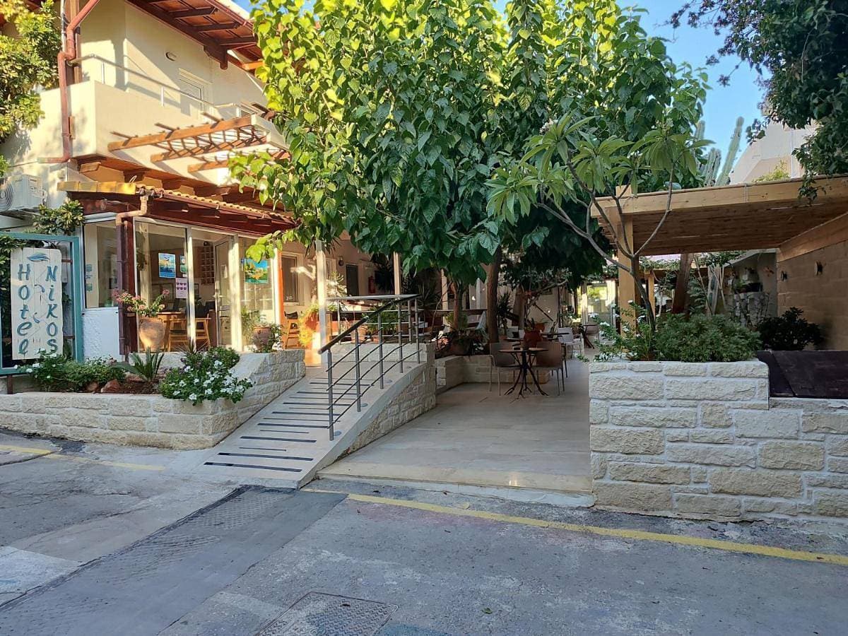 Nikos Hotel 1