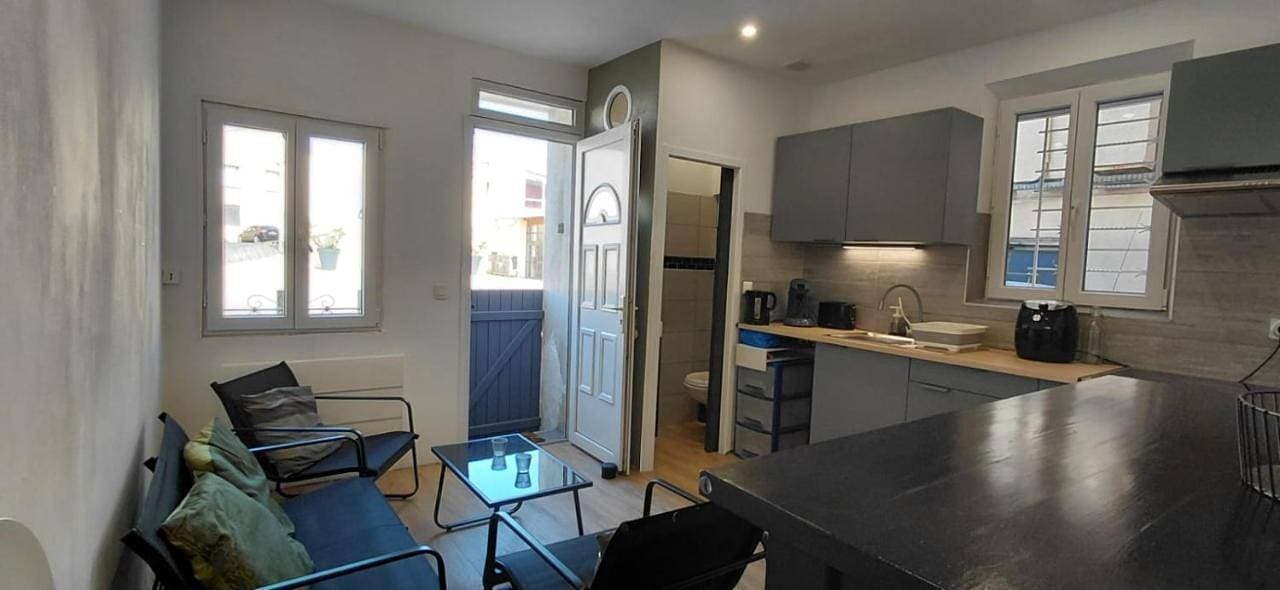 Foto 4 von 14: Two-Bedroom House