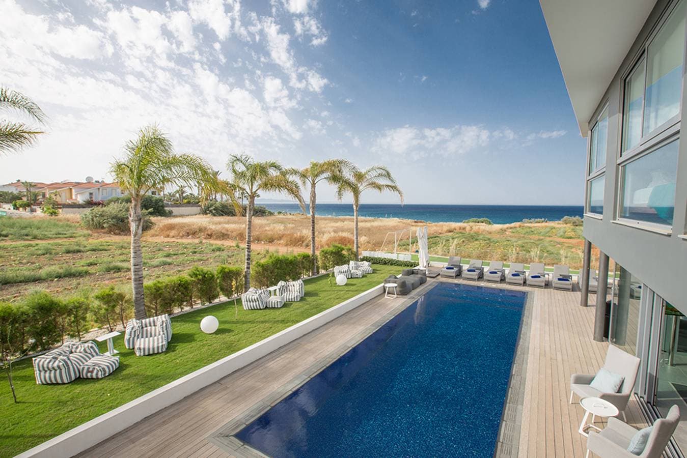 Foto 6 von 29: Villa für 10 Personen mit Balkon/Terrasse
