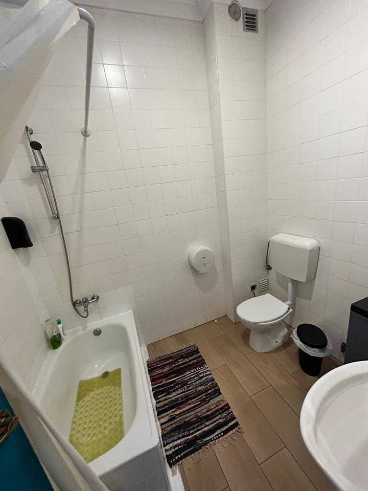 Foto 7 von 11: Budget Double or Twin Room