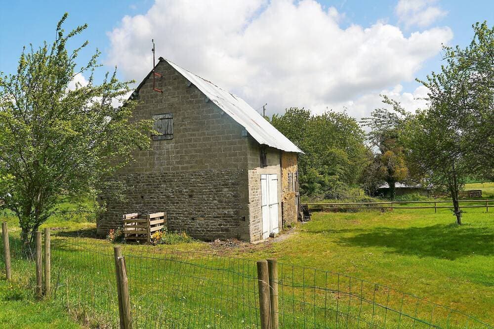Foto 10 von 30: Schönes Landhaus seinem eigenen ruhigen Obstgarten mit atemberaubender Aussicht