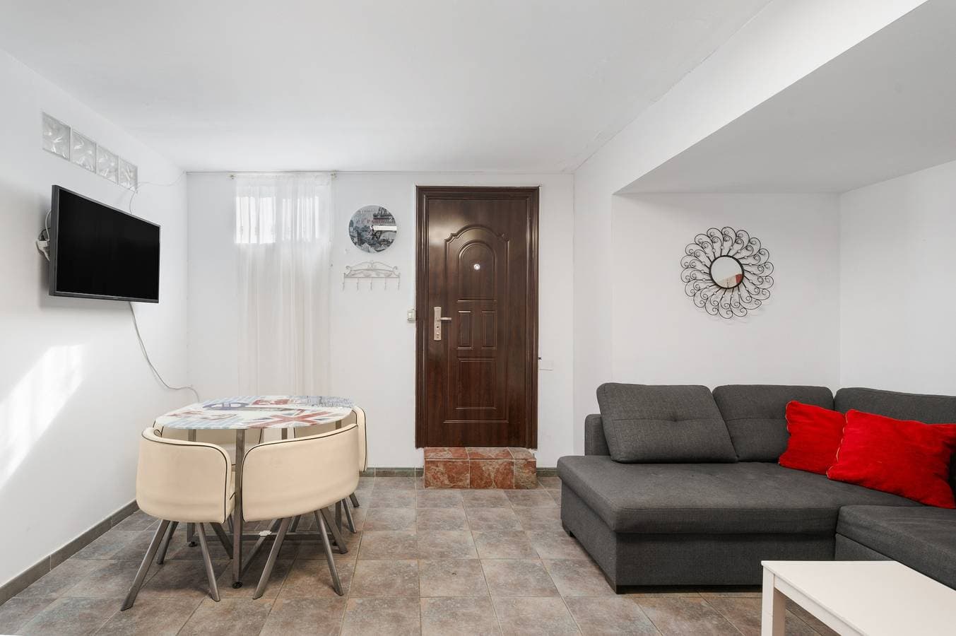Foto 12 von 25: Ferienwohnung 'Fairways' mit WLAN und Klimaanlage