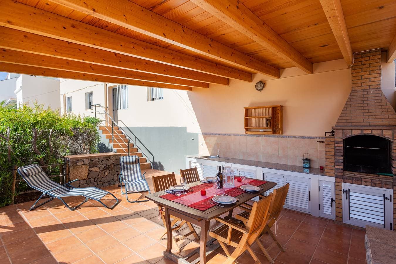 Foto 6 von 44: Ruhig gelegenes Apartment mit grosser Terrasse, BBQ und W-Lan