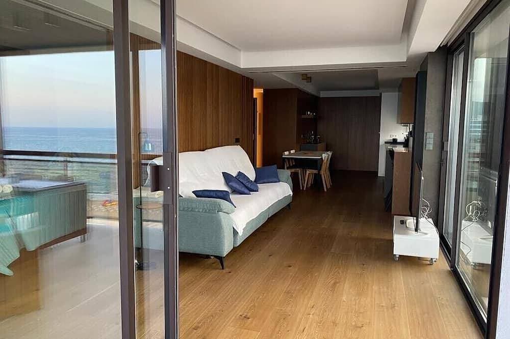 Foto 6 von 30: Luxuxwohnung Apartment 11 mit direktem Meerblick, Sonnenaufgänge leben.