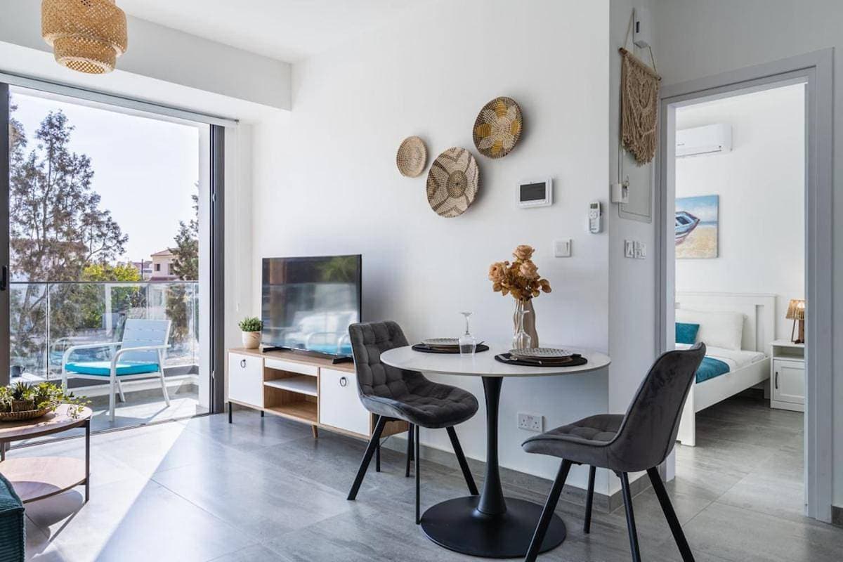 Foto 7 von 26: One-Bedroom Apartment with Balcony