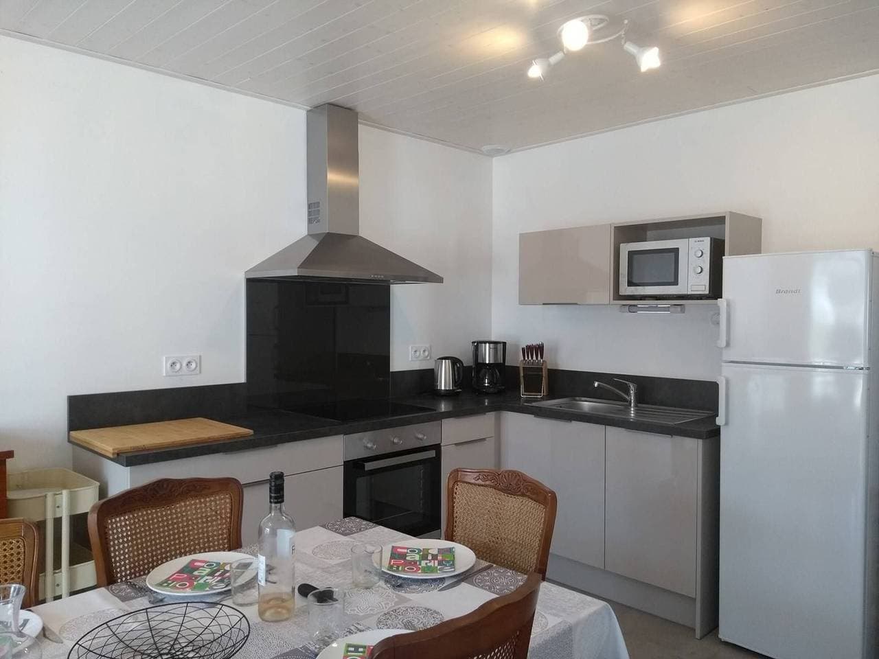 Foto 7 von 20: Unabhängiges, renoviertes Haus, 300m vom Strand, Terrasse, 2 Schlafzimmer, 5 Personen, La Guérinière