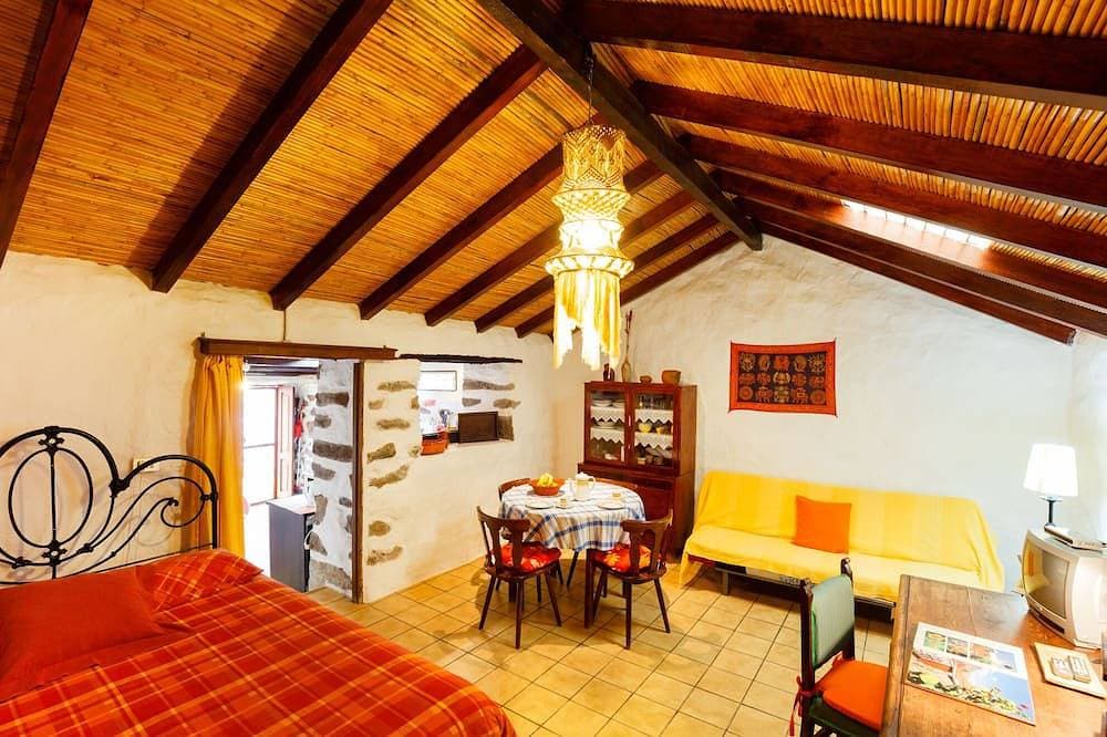 Foto 3 von 23: Casa La Pintora, strandnah, Garten, wandern im Naturpark, max. 2Personen +1Kind