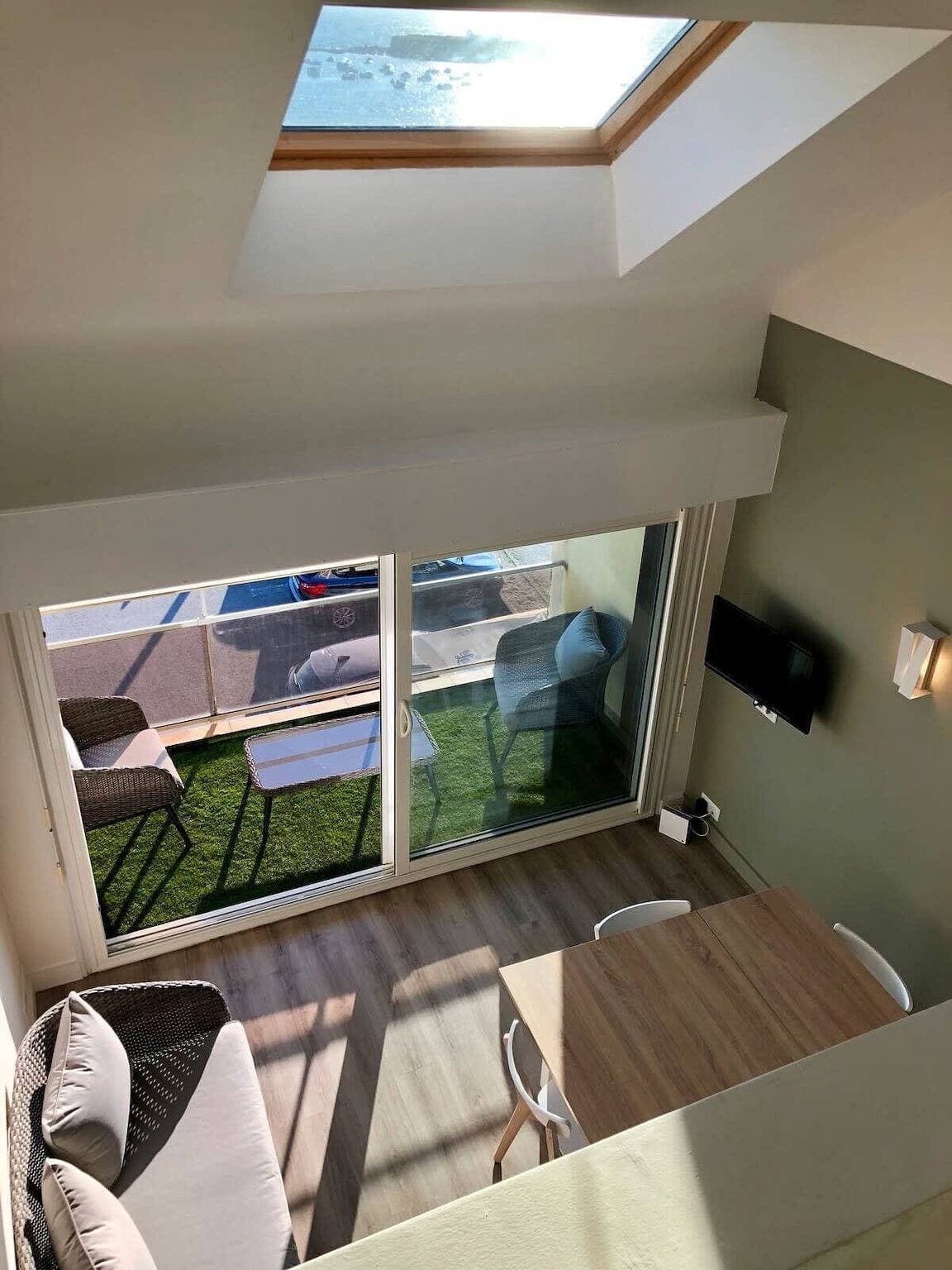 Foto 12 von 16: Ferienwohnung für 4 Personen mit Terrasse