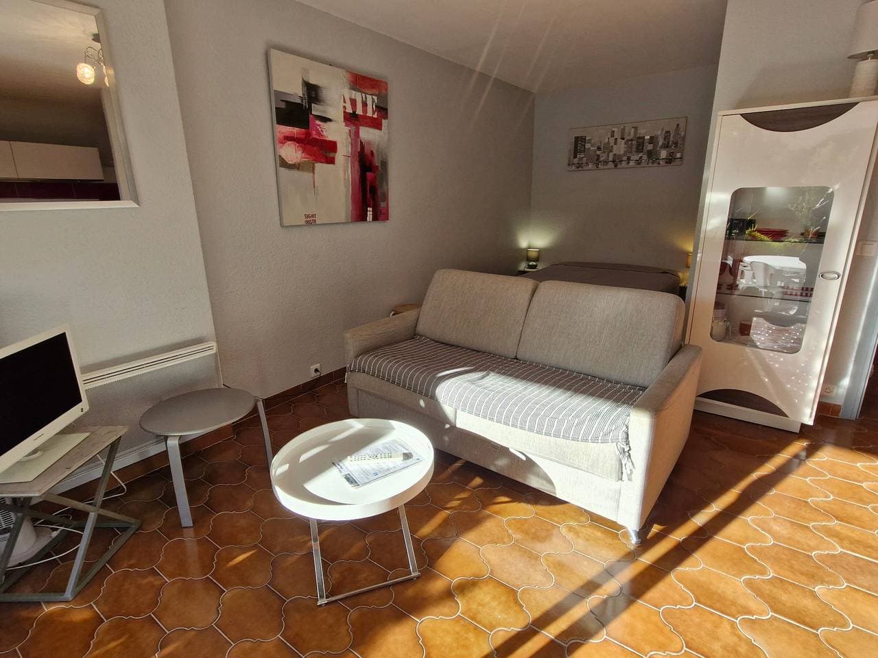 Foto 4 von 21: Studio mit Klimaanlage und Parkplatz, nahe Zentrum Sainte-Maxime