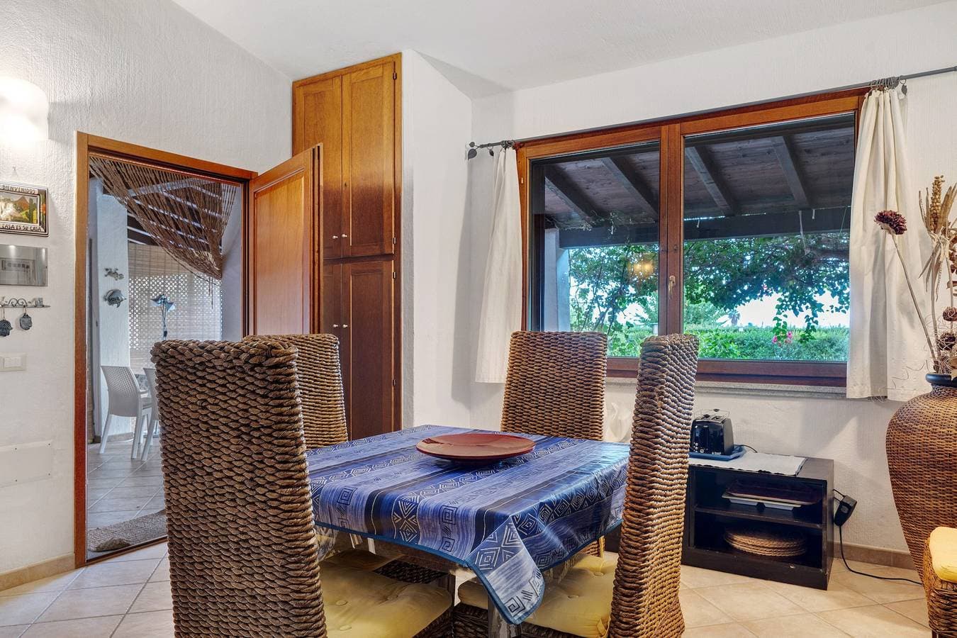 Foto 10 von 35: Villino Empatja: Smaragdgrünes Meer direkt vor der Tür
