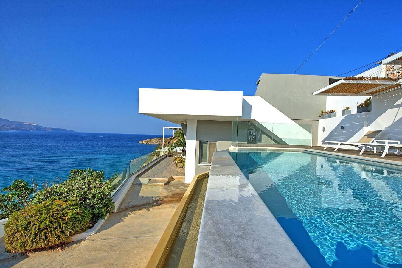 Foto 1 von 37: Villa für 8 Personen mit Pool