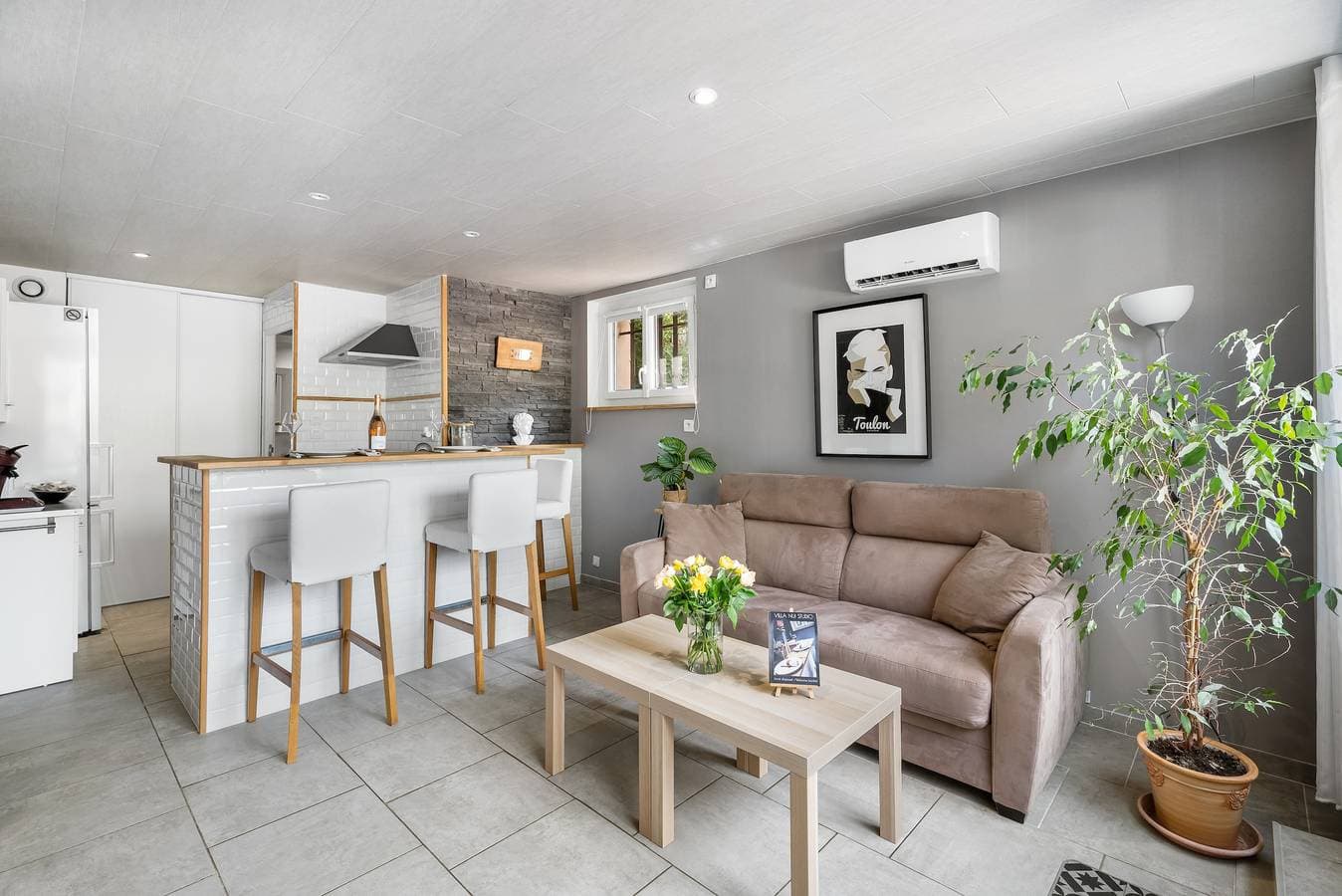 Foto 4 von 20: Villa Nui - Komfortable Wohnung - Sommerterrasse und privater Parkplatz.