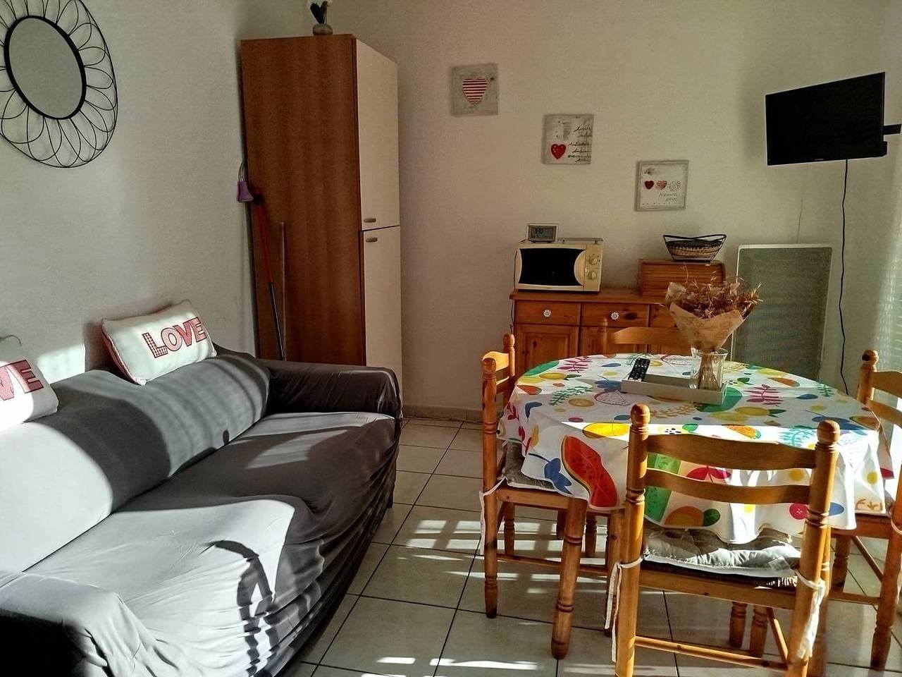 Foto 4 von 25: Ferienwohnung für 4 Personen mit Terrasse