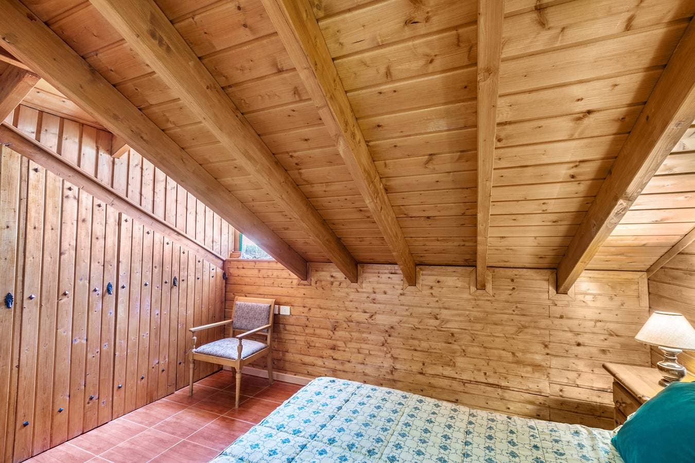 Foto 9 von 20: Ferienwohnung 'Buhardilla Armonia Rural' mit Meerblick, Gemeinschaftspool, Garten und WLAN