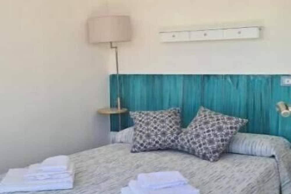 Foto 2 von 18: 3 Bedroom Apartment - Torre di Minuta, Amalfi Coast