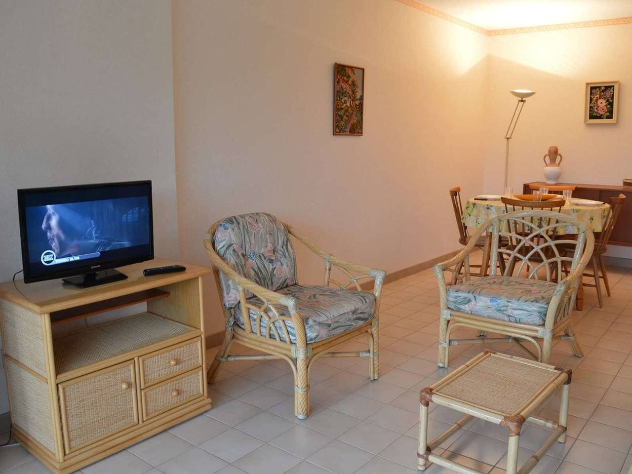 Foto 4 von 20: 2-Zimmer-Wohnung mit Pool und Parkplatz, in Meernähe und nah an Geschäften