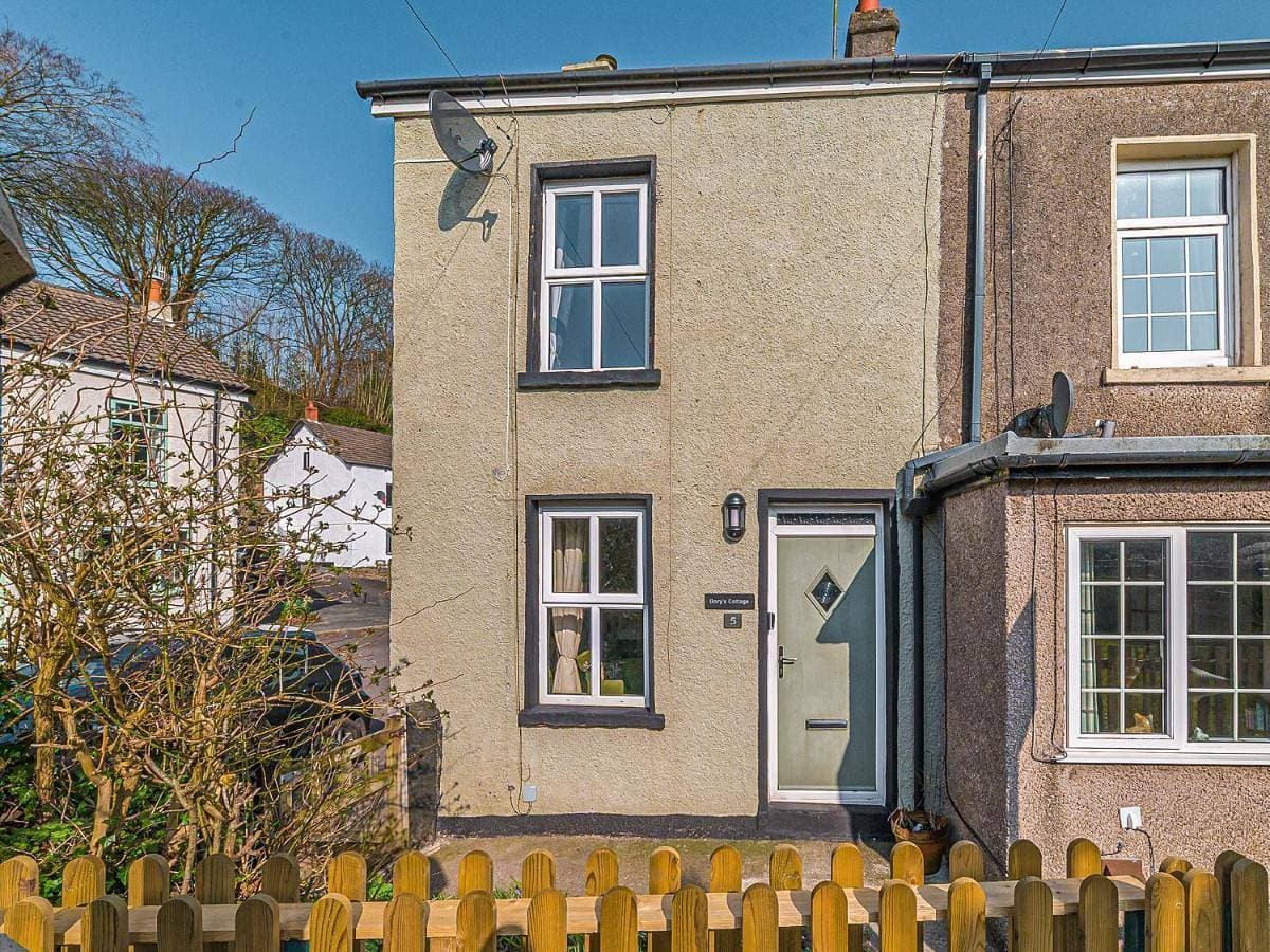 Dorys Cottage 1