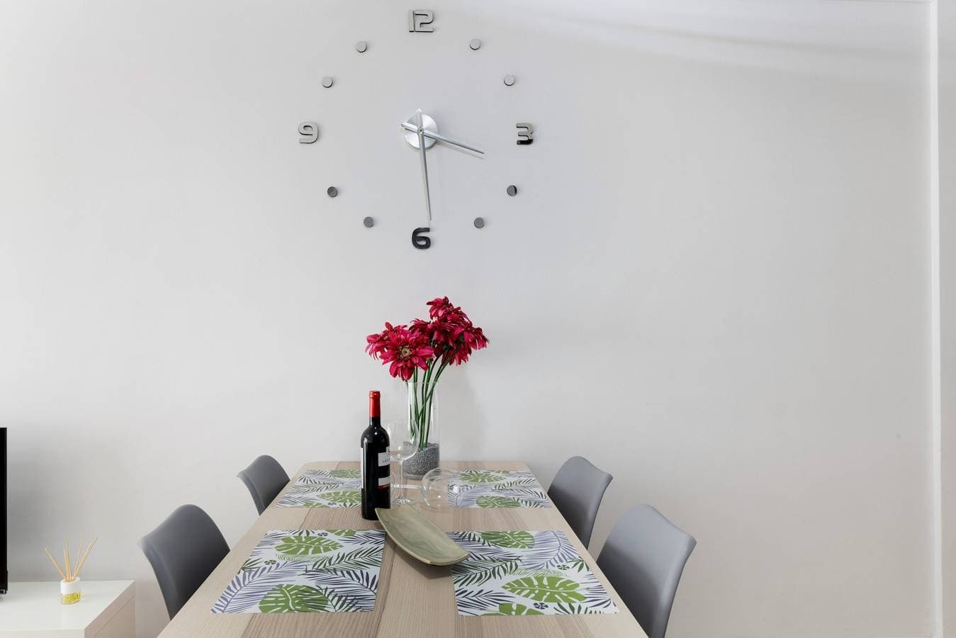 Foto 5 von 27: Ferienwohnung 'Olia' mit privater Terrasse, Balkon und Klimaanlage