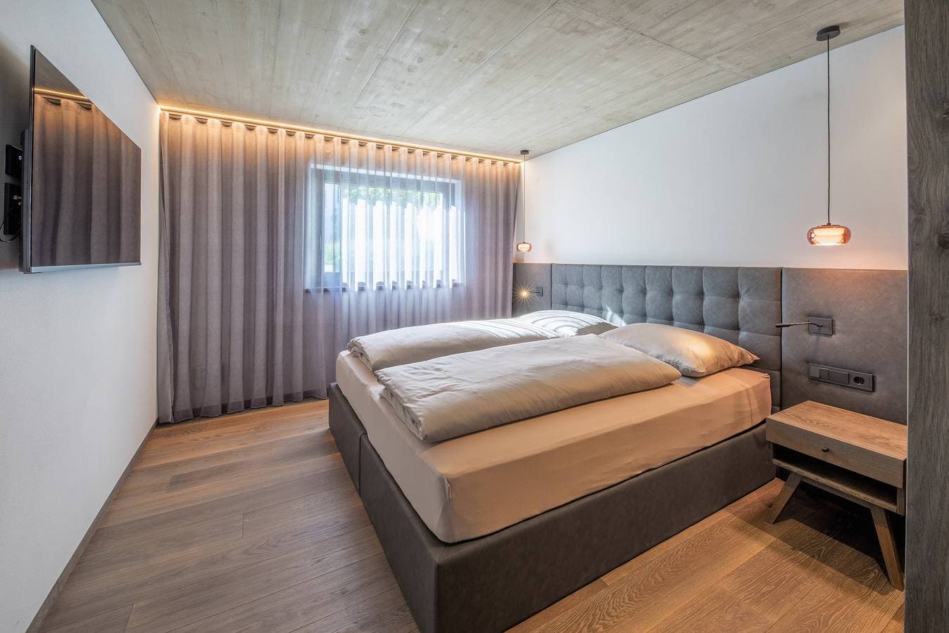 Foto 5 von 20: Ferienwohnung 'Köfele Lodge Rosa' mit Bergblick, Gemeinschaftspool und WLAN