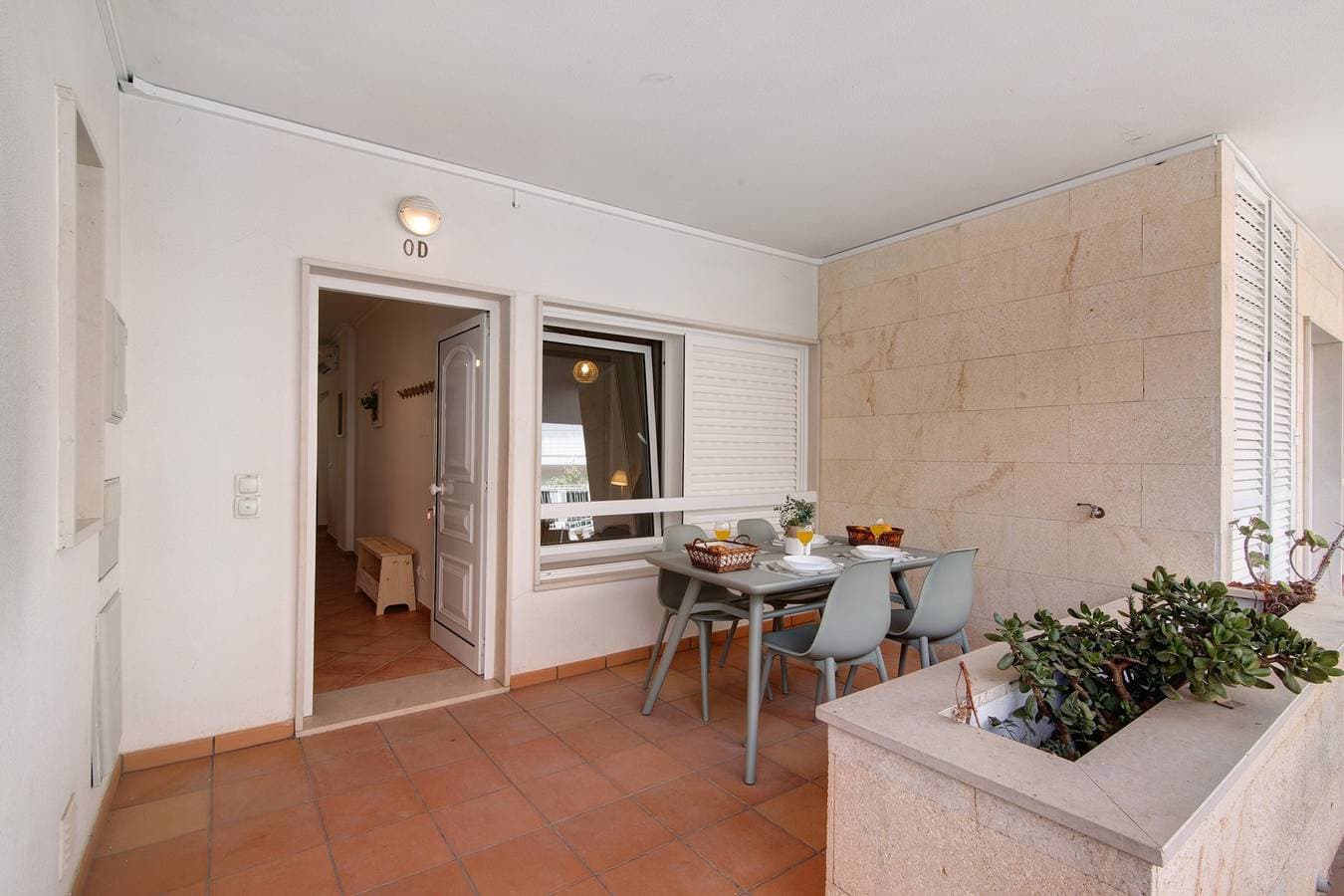Foto 3 von 24: Ferienwohnung 'T2 D Apt Amendoeira' mit Gemeinschaftspool, 2 Balkonen und WLAN