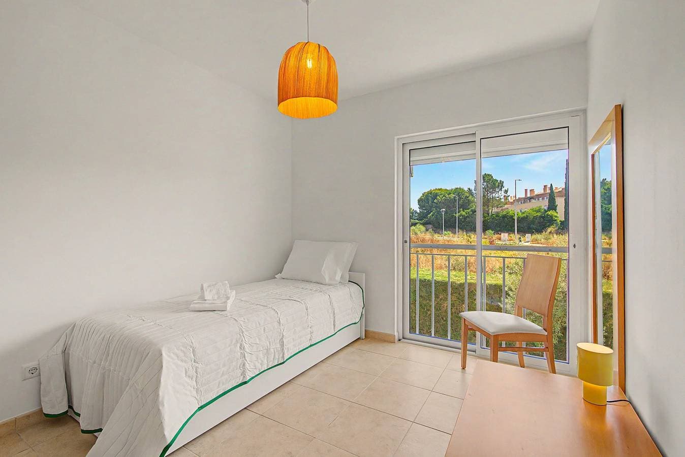 Foto 12 von 25: Sonnige 2-Zimmer-Wohnung in abgeschlossener Anlage mit Pool, 5 Min. vom Strand entfernt