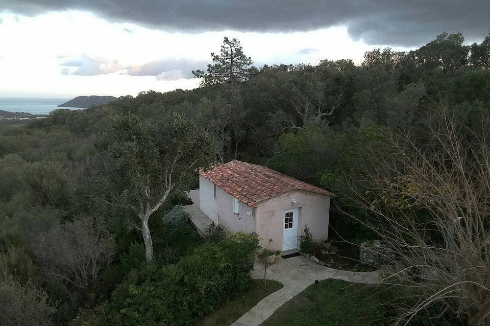 Foto 8 von 27: Mini-Villa 19 m2 für 2 Personen + Klimaanlage + Pool, Meer- und Bergblick