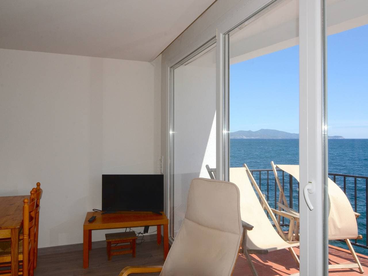 Foto 3 von 14: Charmante Wohnung in L'Escala mit Terrasse und Parkplatz