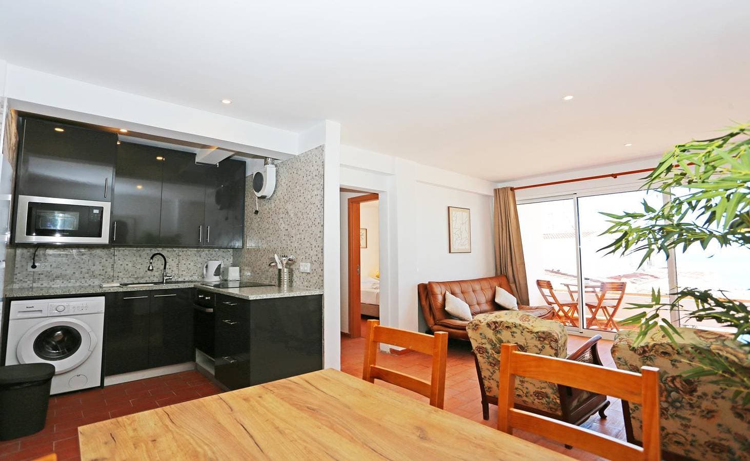 Foto 11 von 31: Ferienwohnung für 3 Personen mit Balkon