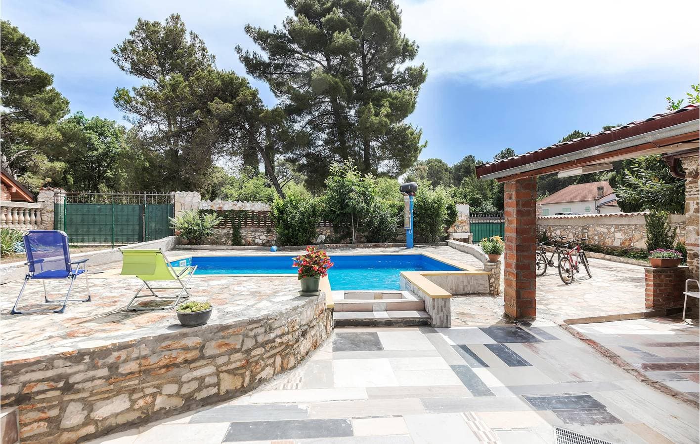 Foto 11 von 21: Gemütliche Ferienwohnung mit Terrasse, WLAN und nur 300 m vom Strand von Fažana entfernt