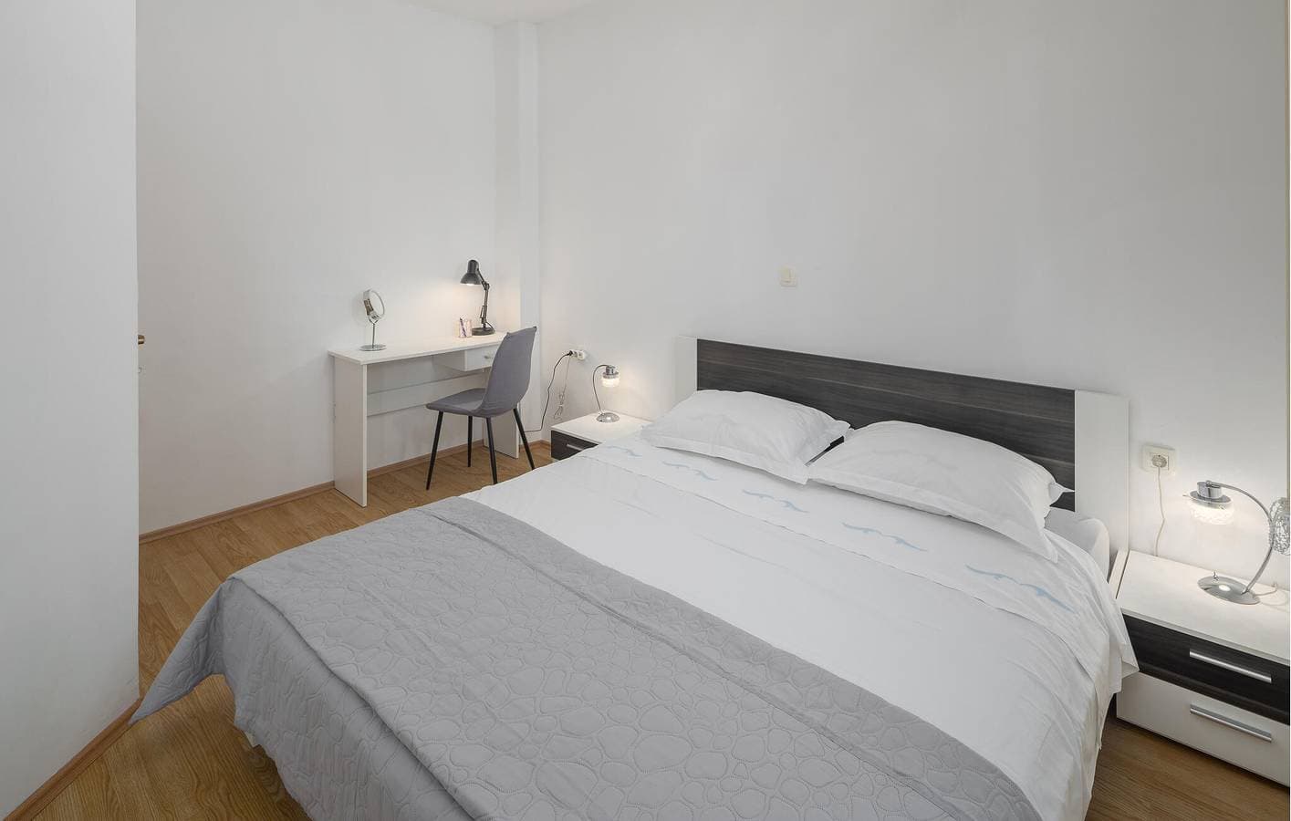 Foto 7 von 27: Gemütliche Ferienwohnung mit Terrasse, WLAN und Parkplatz, 2,5 km vom Stadtzentrum entfernt