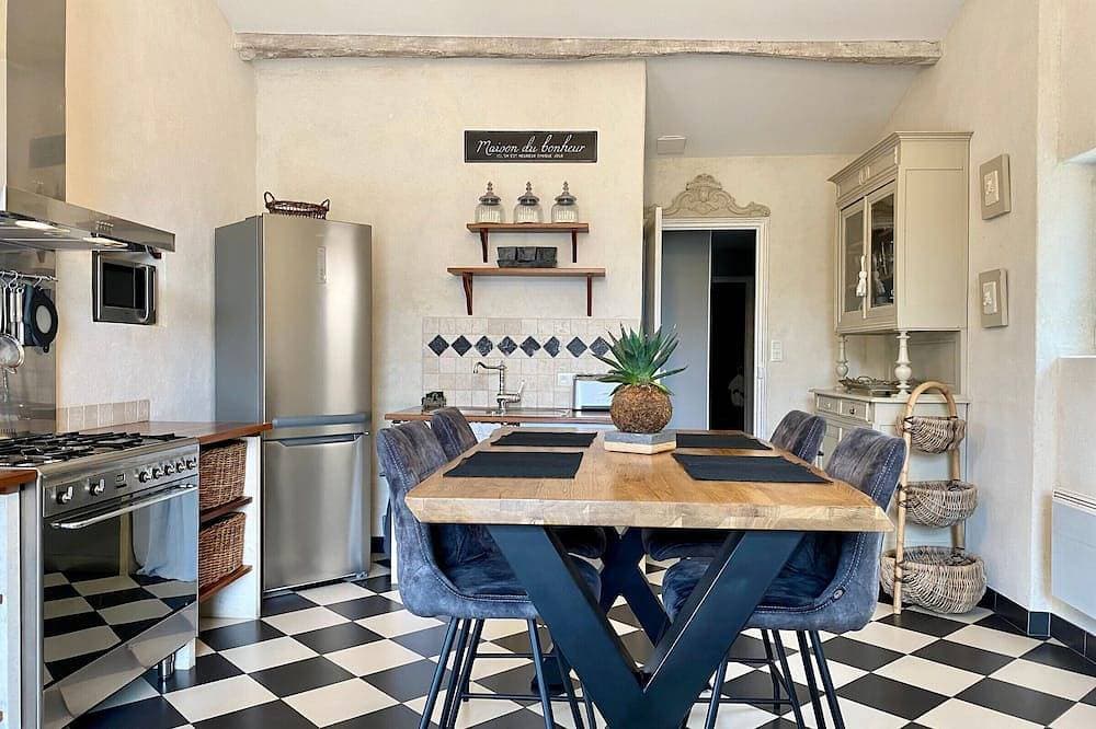 Foto 9 von 15: Charmantes Ferienhaus mit beheiztem Pool und WLAN - 2 Schlafzimmer