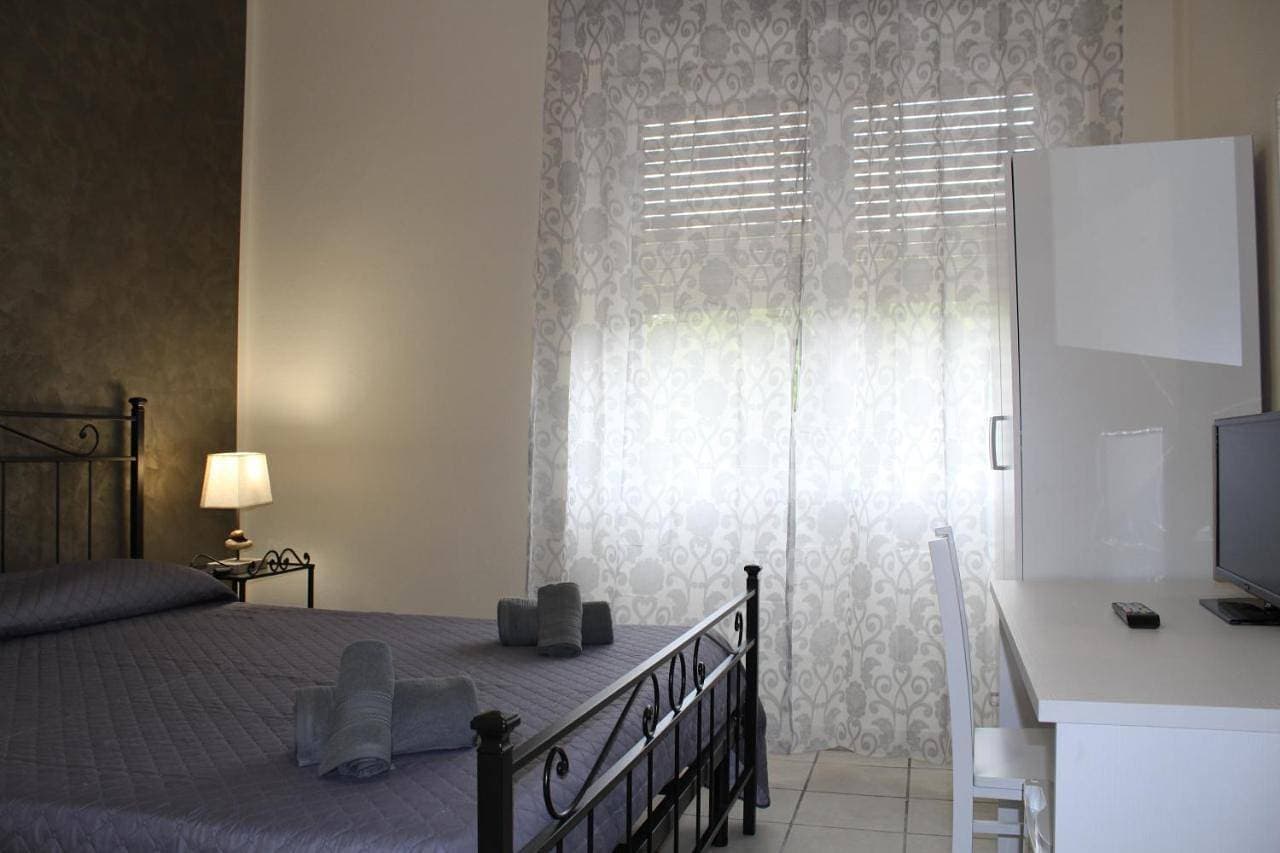 Foto 9 von 11: Standard Double Room with Shared Bathroom