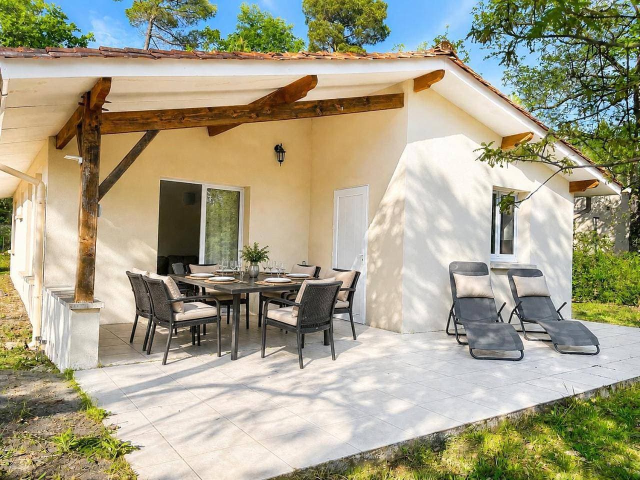 Foto 9 von 9: Three-Bedroom Holiday Home