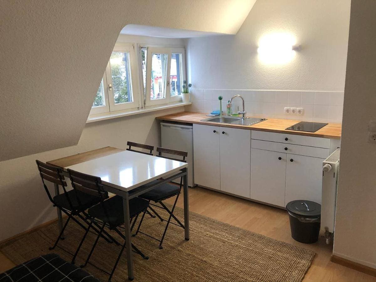 Foto 2 von 10: One-Bedroom Apartment with Shared Bathroom