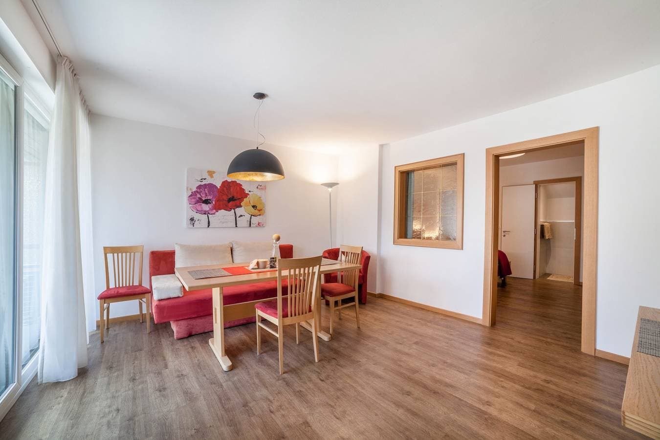 Foto 9 von 23: Ferienwohnung "Schnitzer - Anemone" mit Bergblick, WLAN