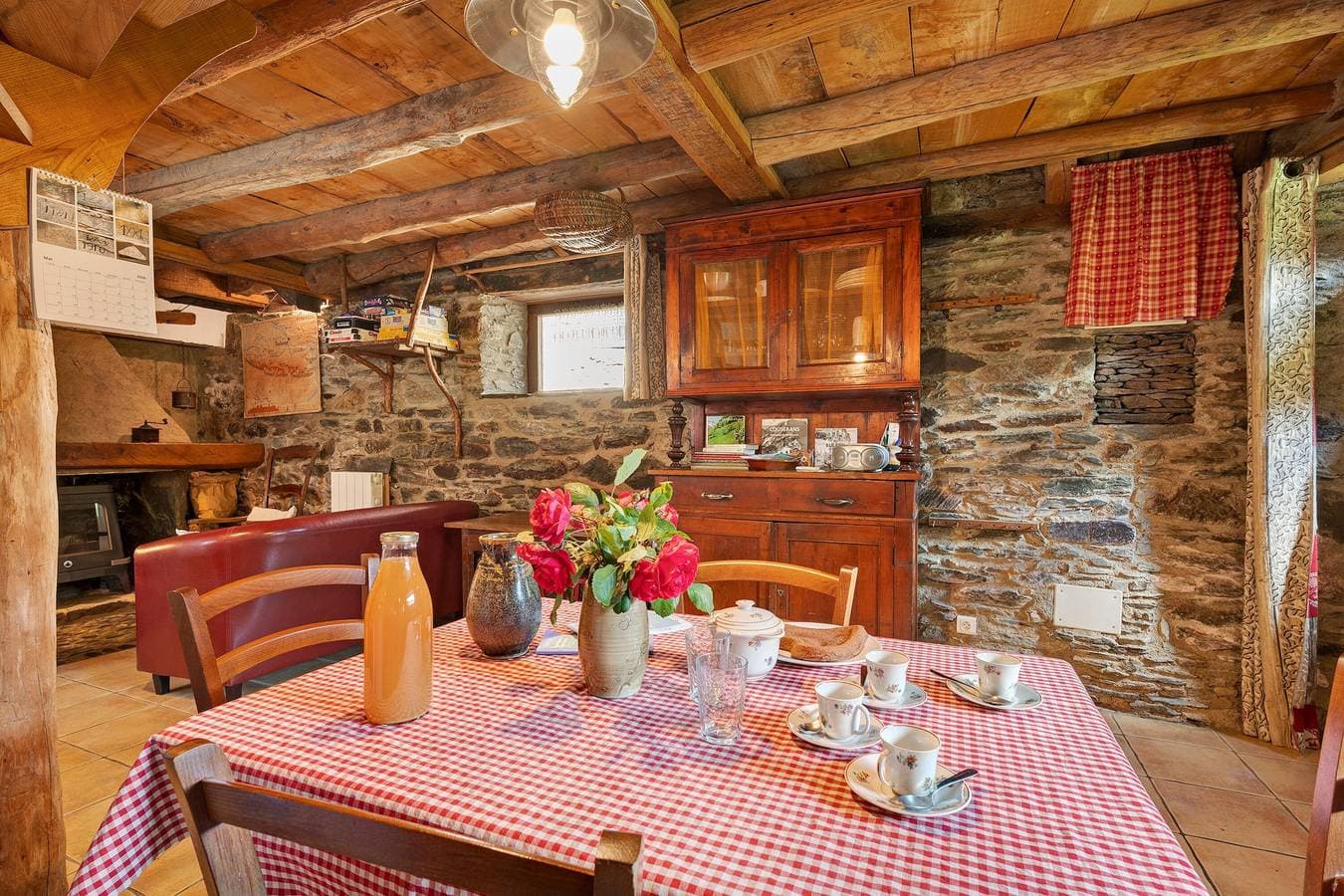 Foto 7 von 20: Gîte „La Grange De Claude“ mit Bergblick und privatem Garten