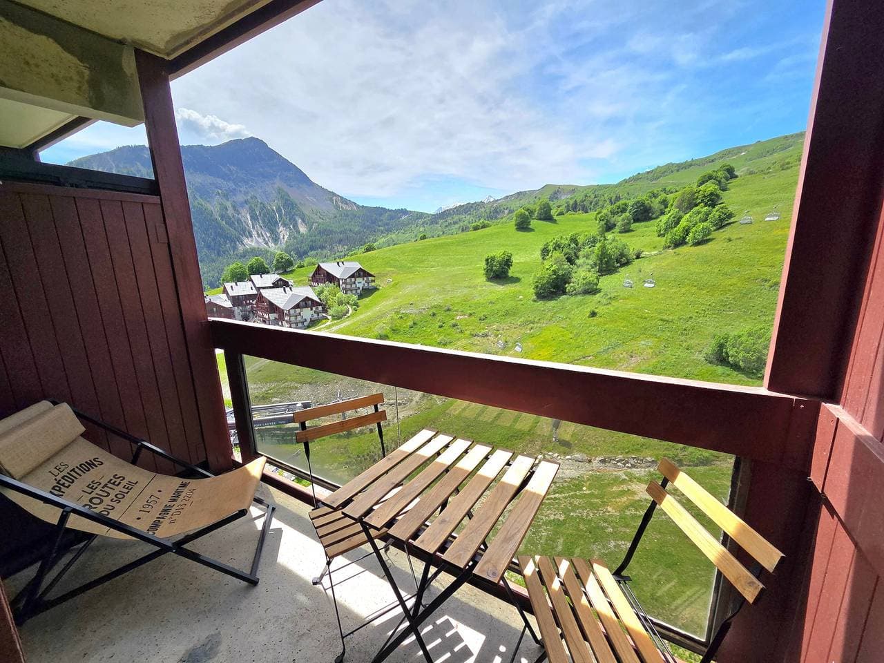 Foto 2 von 41: Lunik – Gemütliches 28 m² Ski-in/Ski-out-Apartment, Wandern, Mtb – Le Corbier Les Sybelles