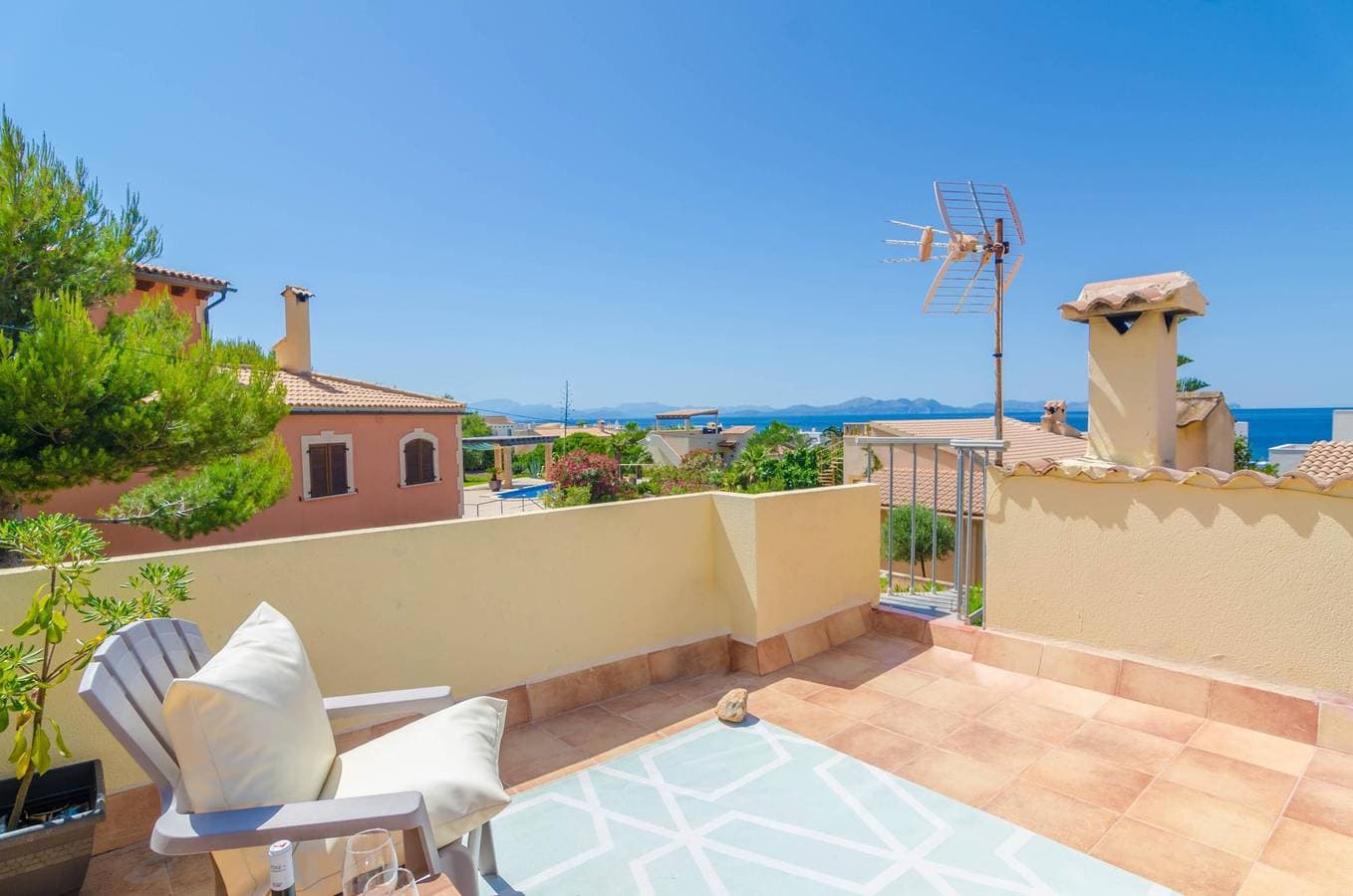 Foto 8 von 41: Villa Divina - Ferienhaus mit privaten Pool in Betlem. WiFi gratis