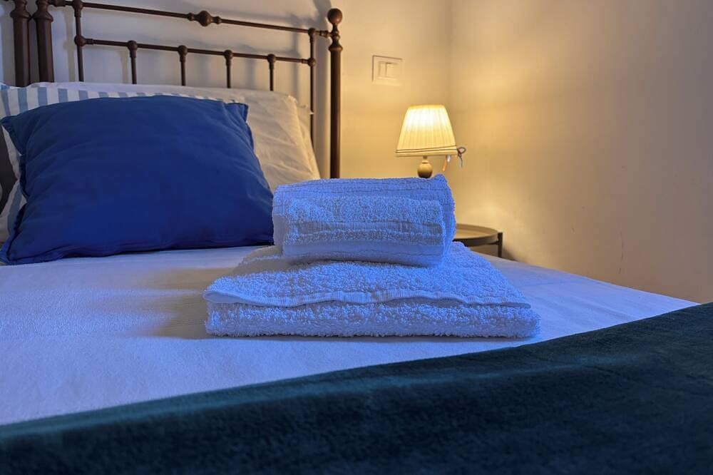 Foto 6 von 30: Villa San Vito, Amalfi Coast. Seaview Terrace, Garden, and Private Parking.