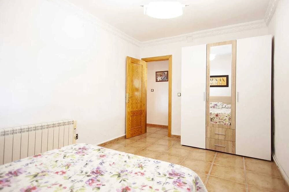 Foto 3 von 30: Homerez - Villa in Linares