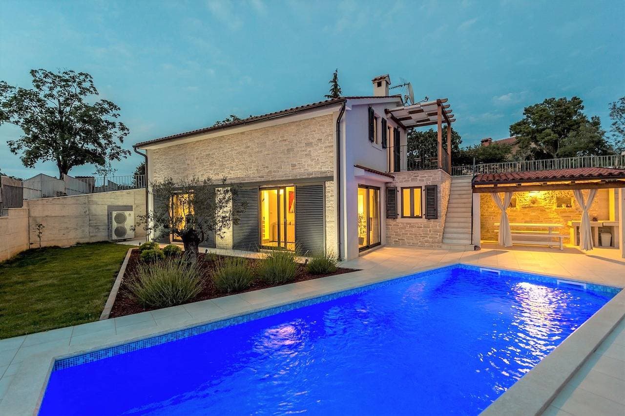 Foto 2 von 30: Moderne Villa Sol Anima mit privatem Pool