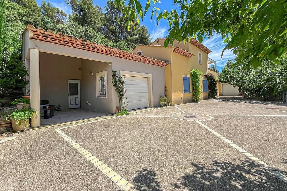Foto 13 von 30: Beautiful home in Miramas