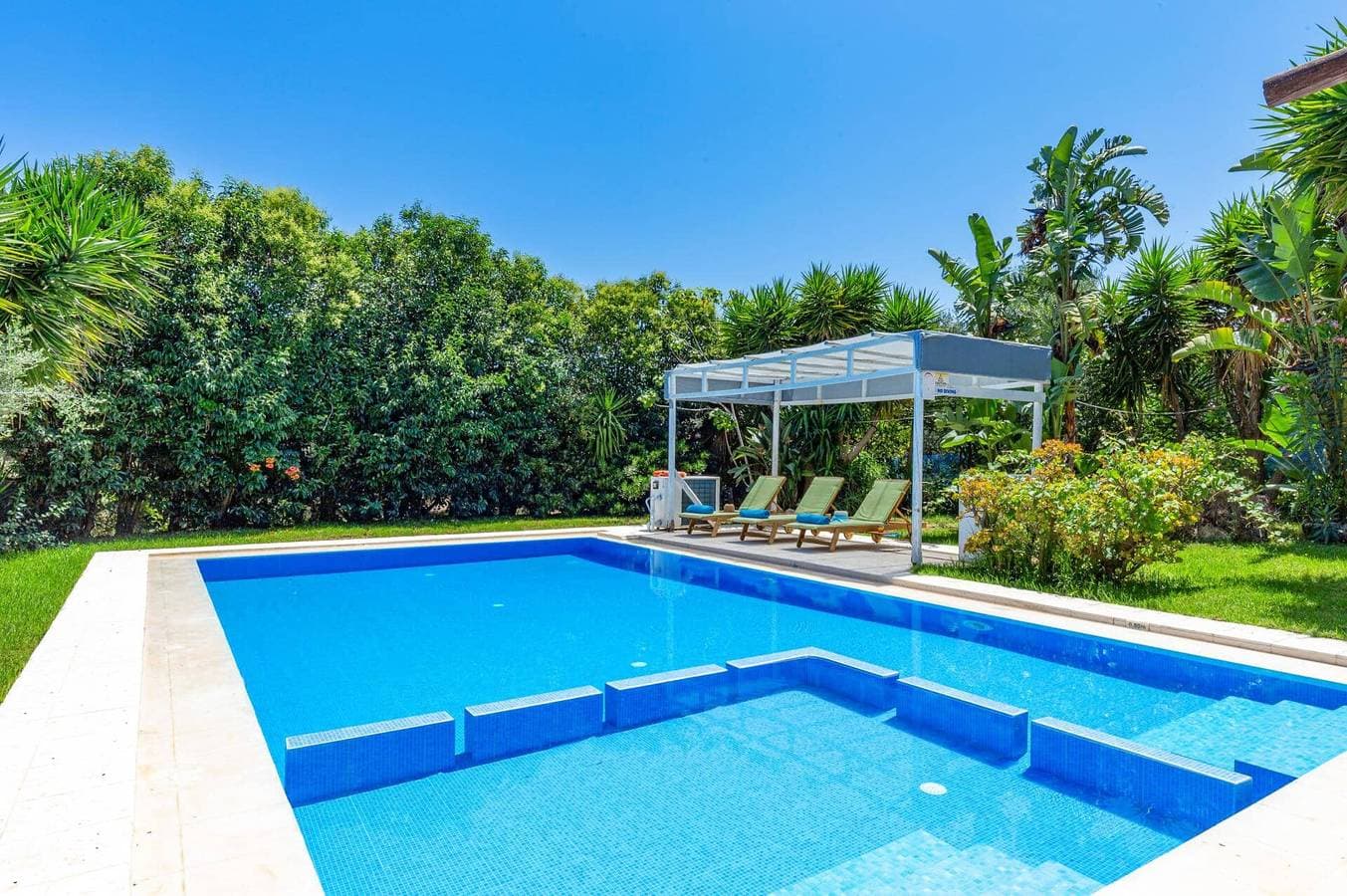 Foto 2 von 31: Villa für 6 Personen mit Garten