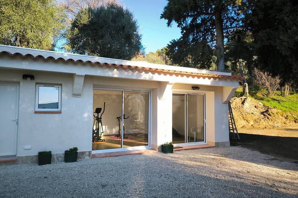 Foto 9 von 28: Small quiet house surrounded by olive trees between sea and mountains