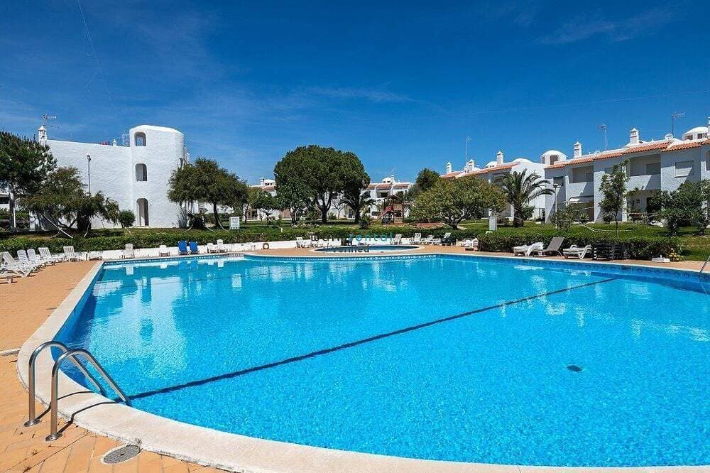 A vacation not to be missed with an adult pool / a children's pool, close to the beach 1