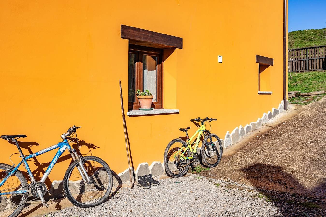Foto 4 von 25: Ferienwohnung 'Prao' mit Bergblick, privater Terrasse und Wi-Fi