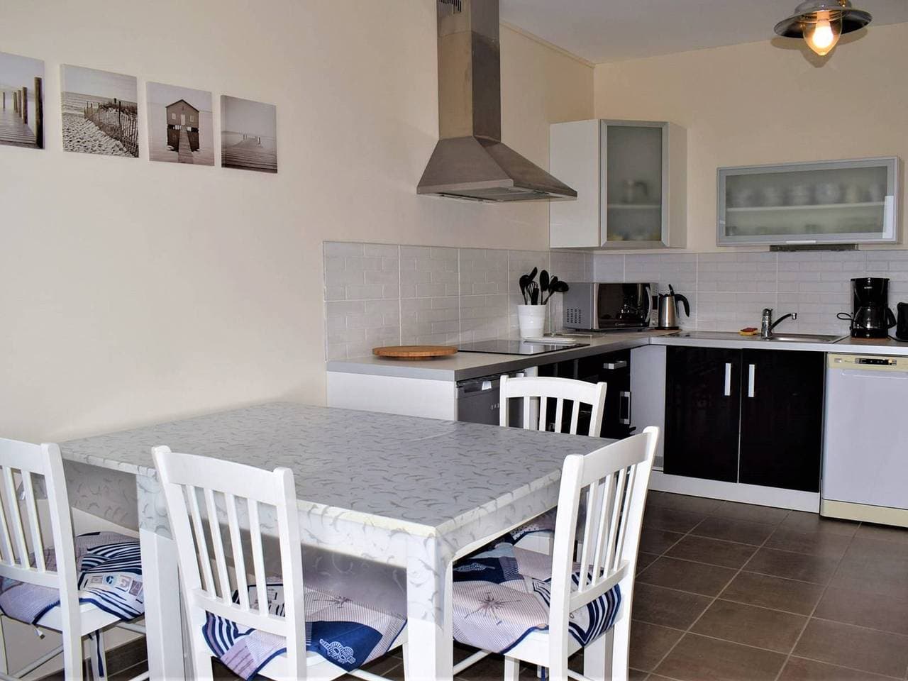 Foto 4 von 11: 3*-Wohnung mit Aufzug, Balkon und Privatparkplatz in Trégastel