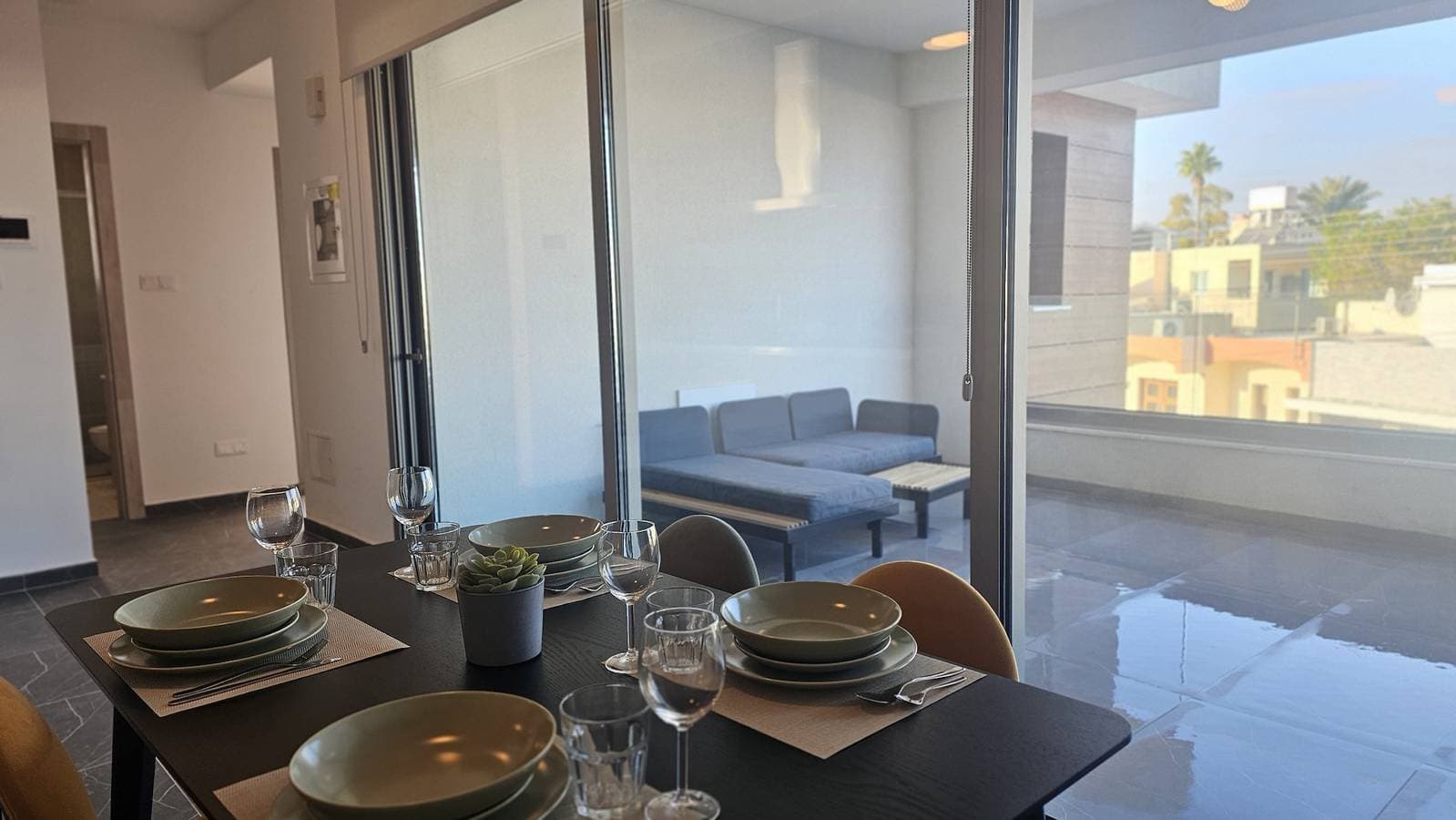 Foto 9 von 46: 03 Lca - Stay Larnaca Pearl Apartment